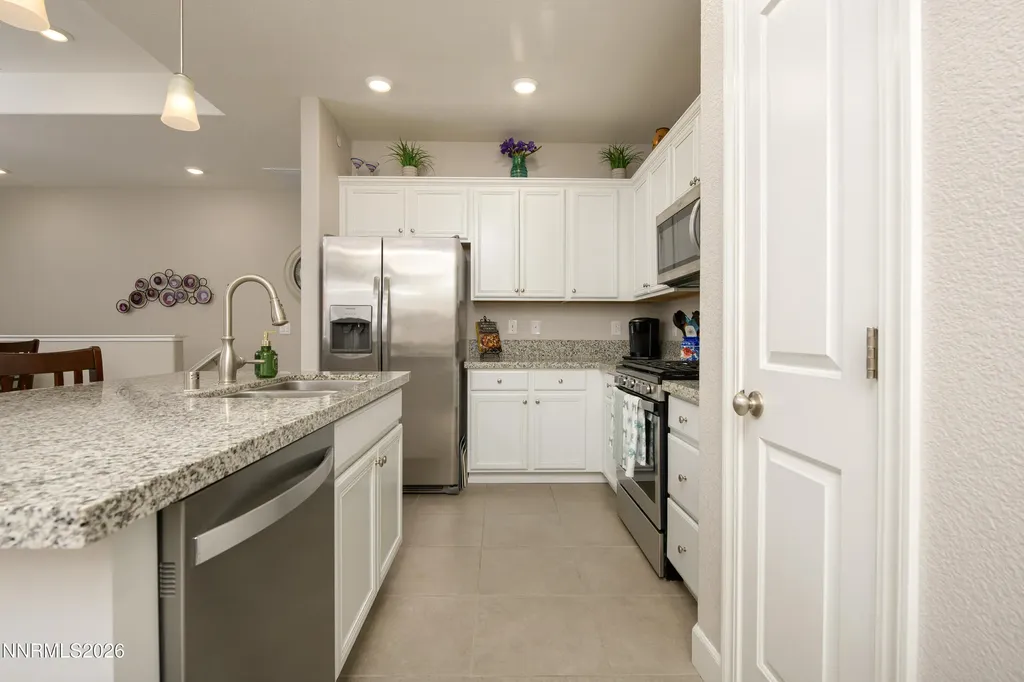 1247 Concho Gardnerville NV 89410