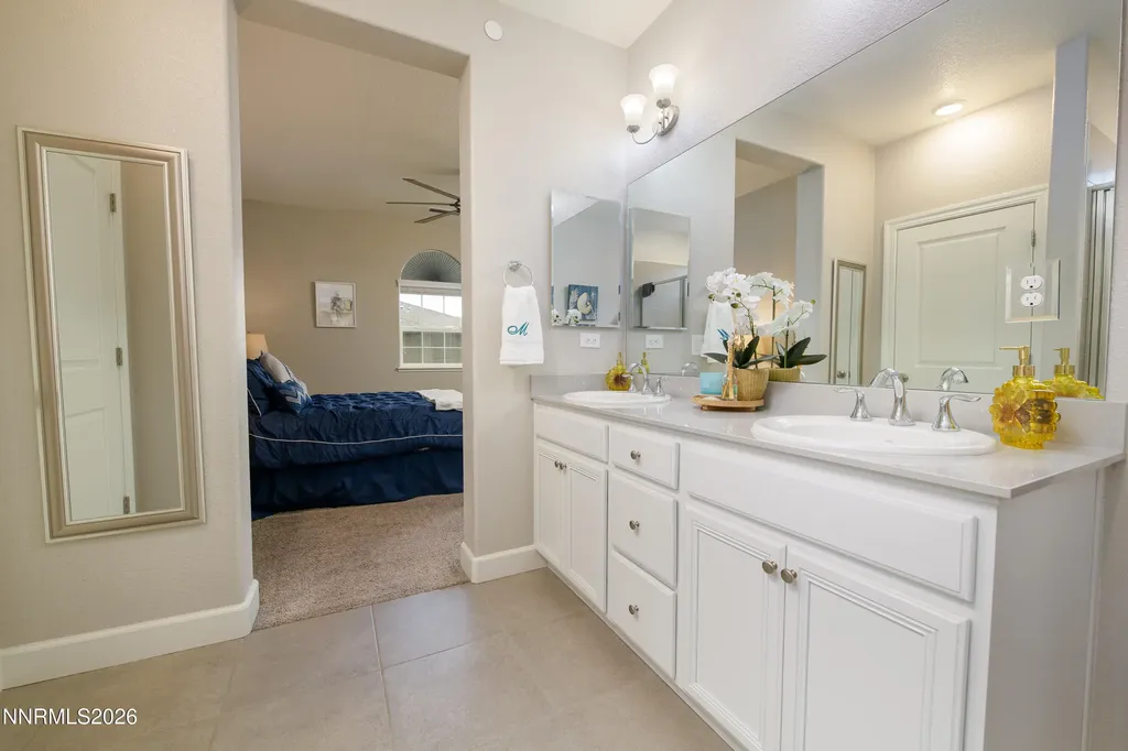 1247 Concho Gardnerville NV 89410