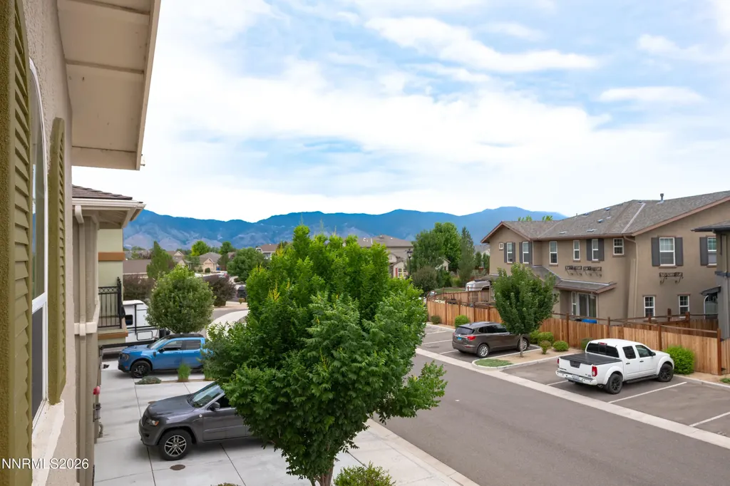 1247 Concho Gardnerville NV 89410
