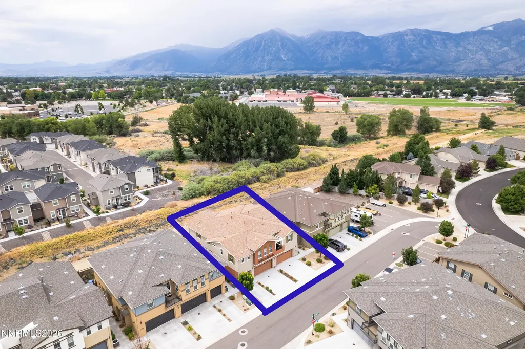 1247 Concho Gardnerville NV 89410