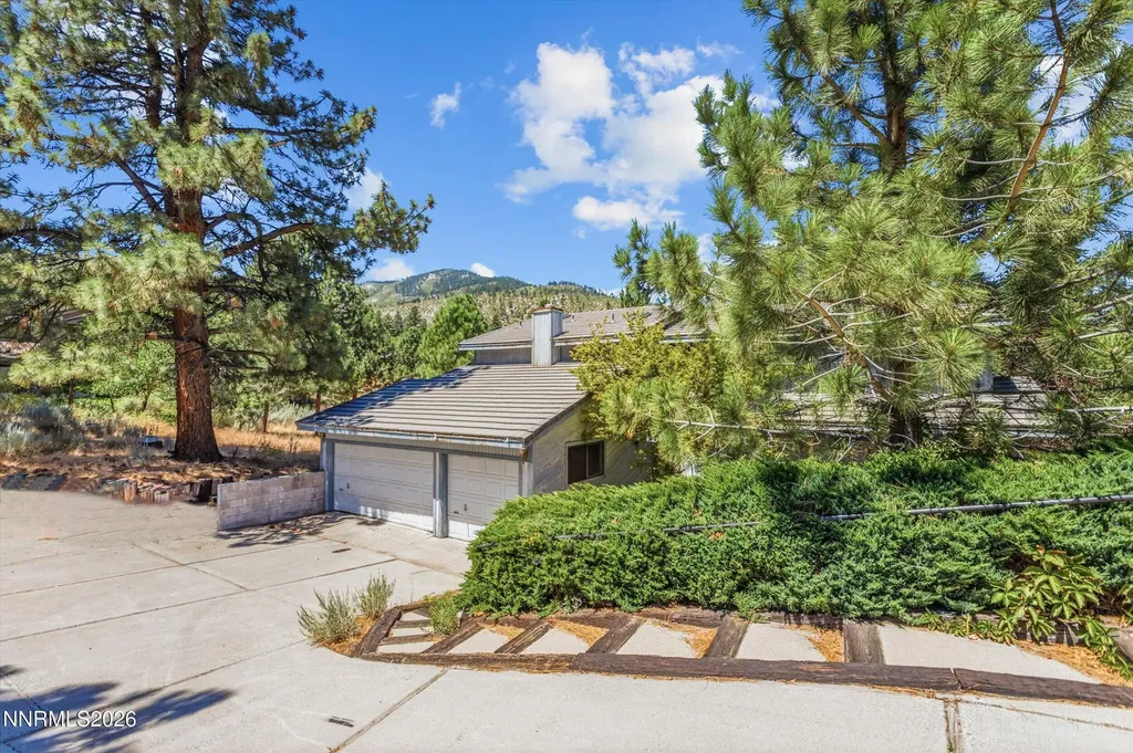 3684 Lakeview Carson City NV 89703