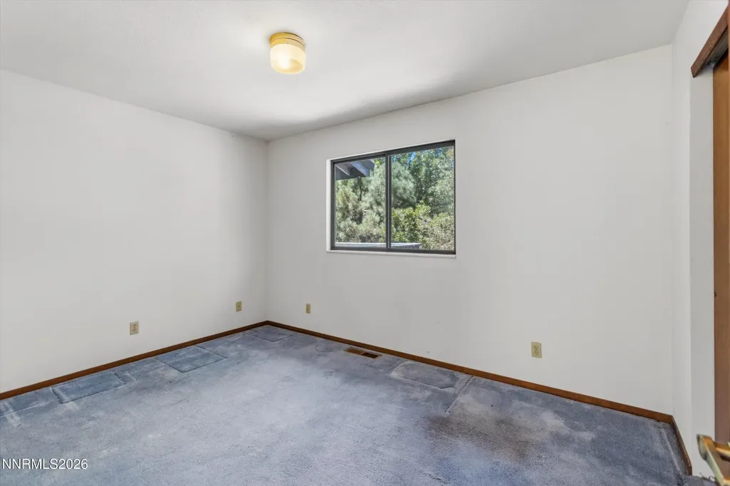 3684 Lakeview Carson City NV 89703