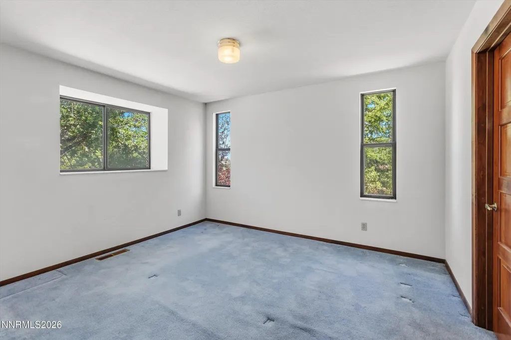 3684 Lakeview Carson City NV 89703