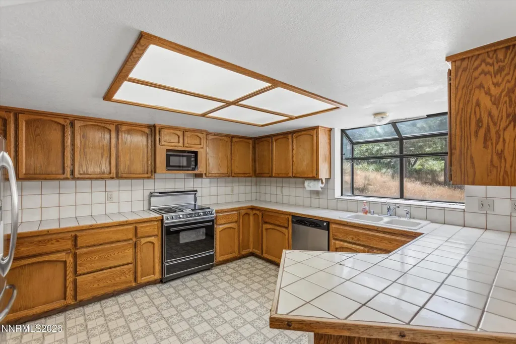 3684 Lakeview Carson City NV 89703