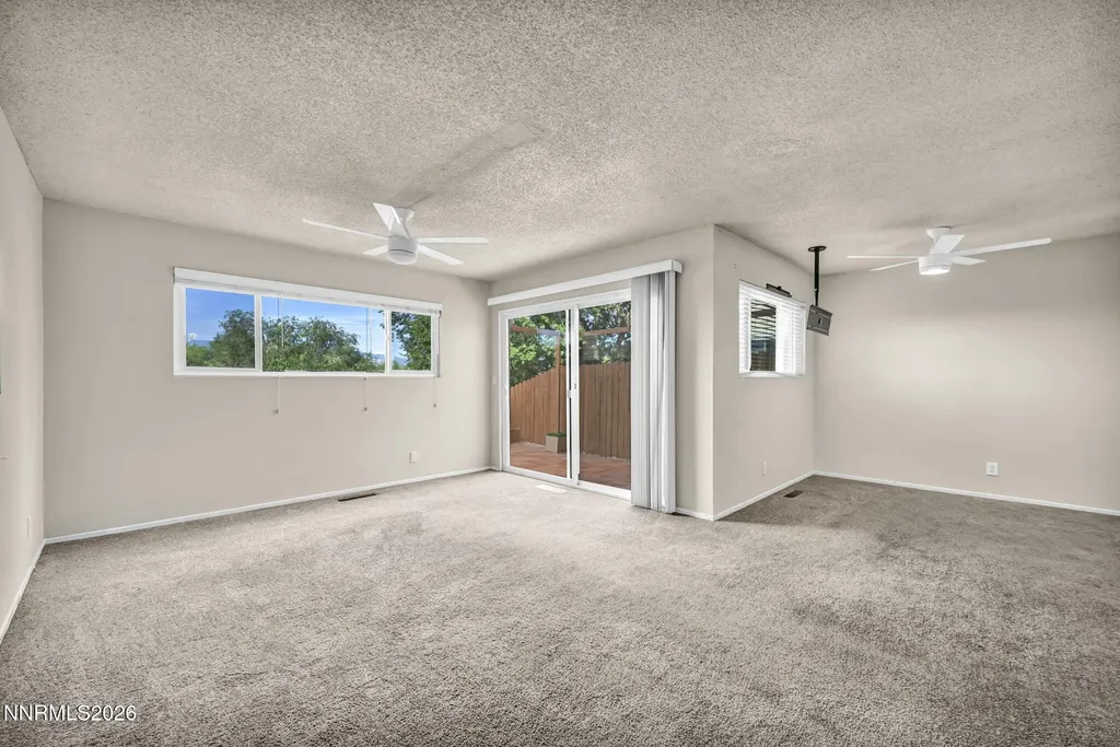 3496 Willow Hills Reno NV 89512