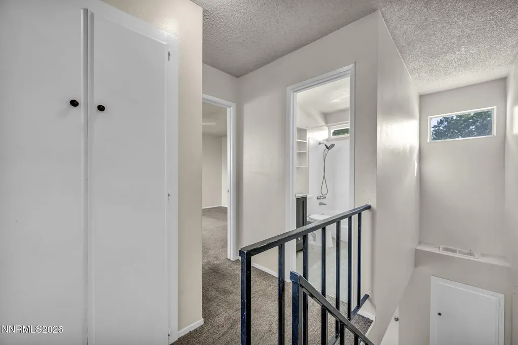 3496 Willow Hills Reno NV 89512