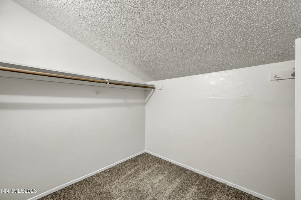 3496 Willow Hills Reno NV 89512