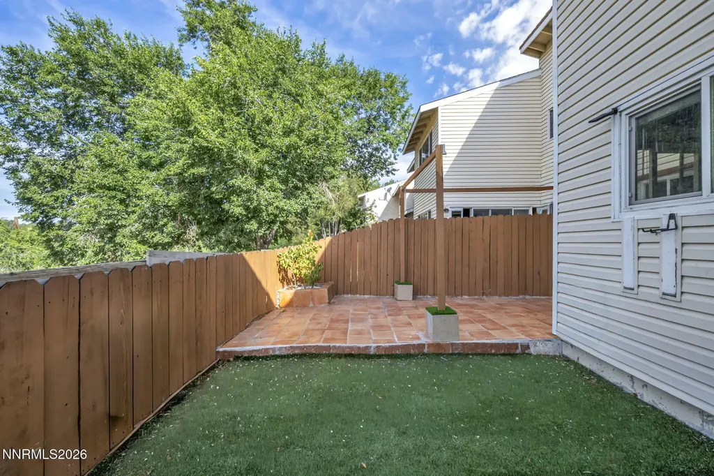 3496 Willow Hills Reno NV 89512