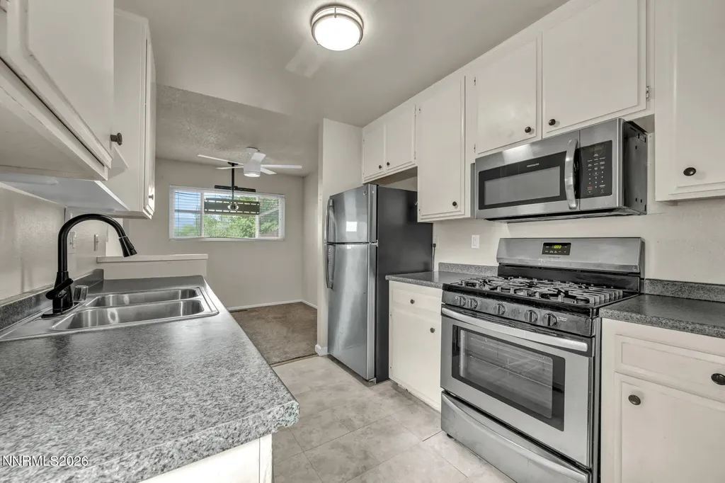 3496 Willow Hills Reno NV 89512