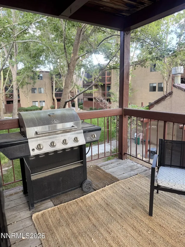 2955 Lakeside Reno NV 89509