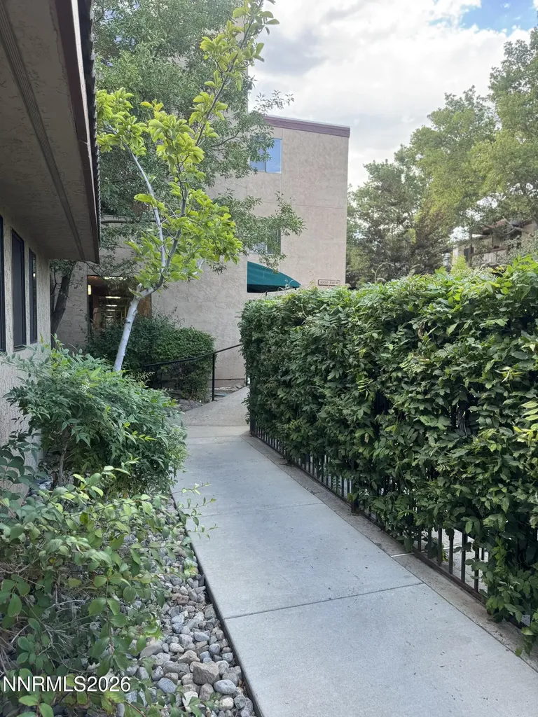 2955 Lakeside Reno NV 89509