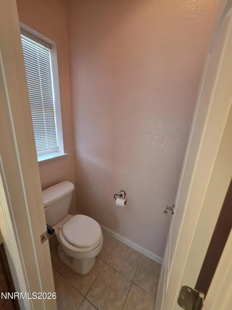155 Hazelnut Fernley NV 89408
