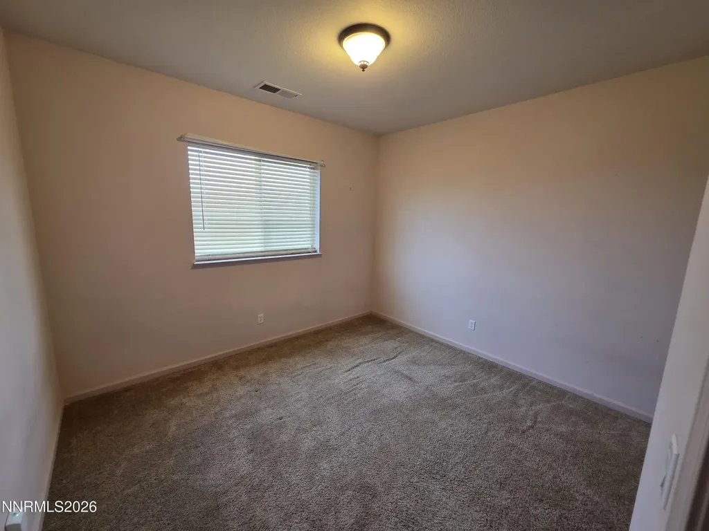 155 Hazelnut Fernley NV 89408