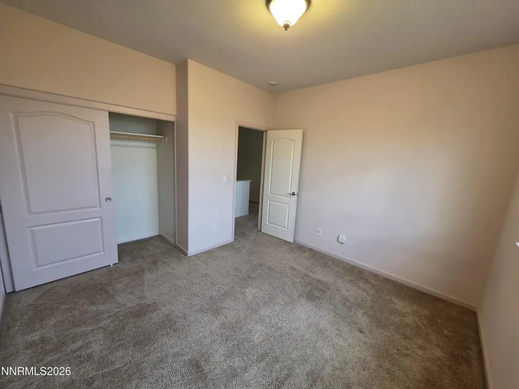155 Hazelnut Fernley NV 89408
