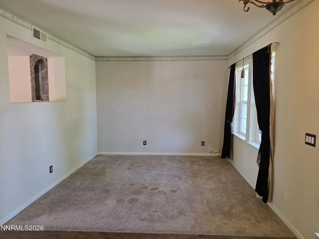 155 Hazelnut Fernley NV 89408