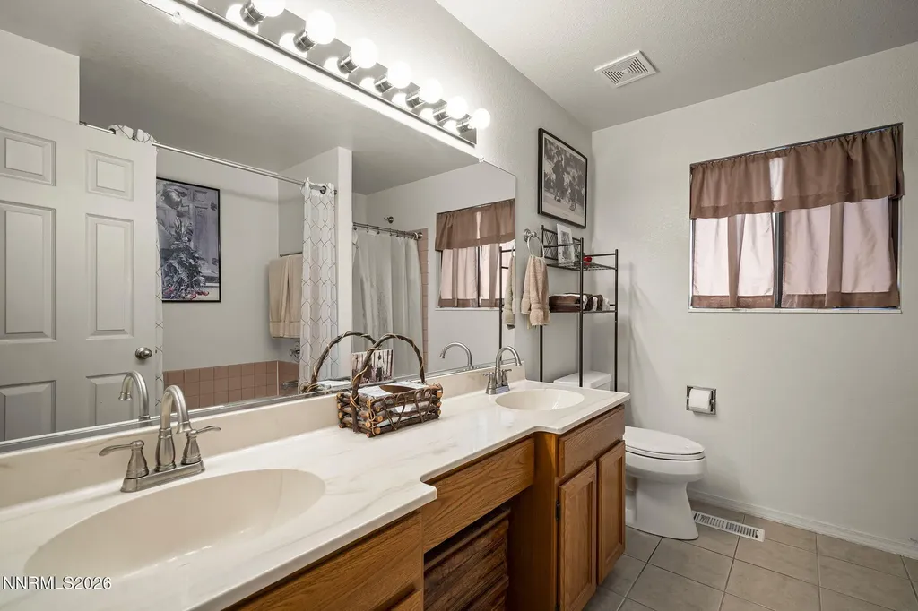 5085 Palo Alto Sparks NV 89436