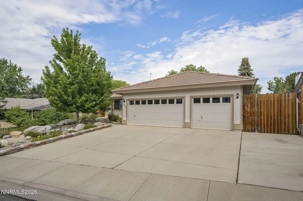 5085 Palo Alto Sparks NV 89436