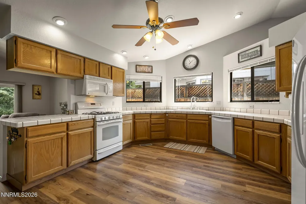 5085 Palo Alto Sparks NV 89436