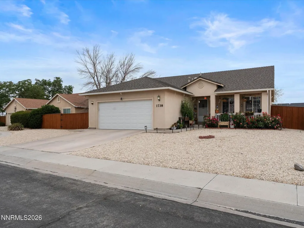 1738 Art Fernley NV 89408