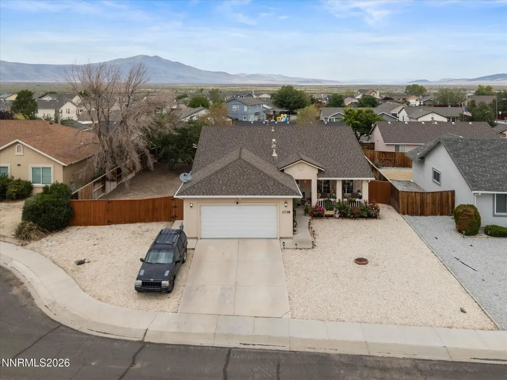 1738 Art Fernley NV 89408