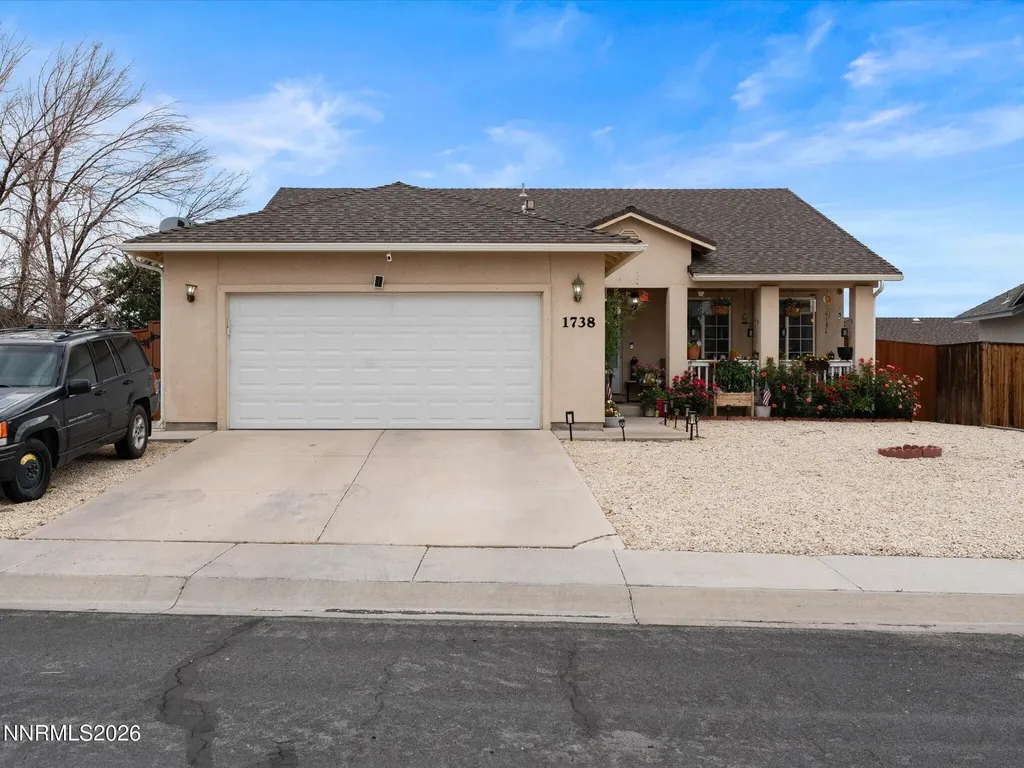1738 Art Fernley NV 89408