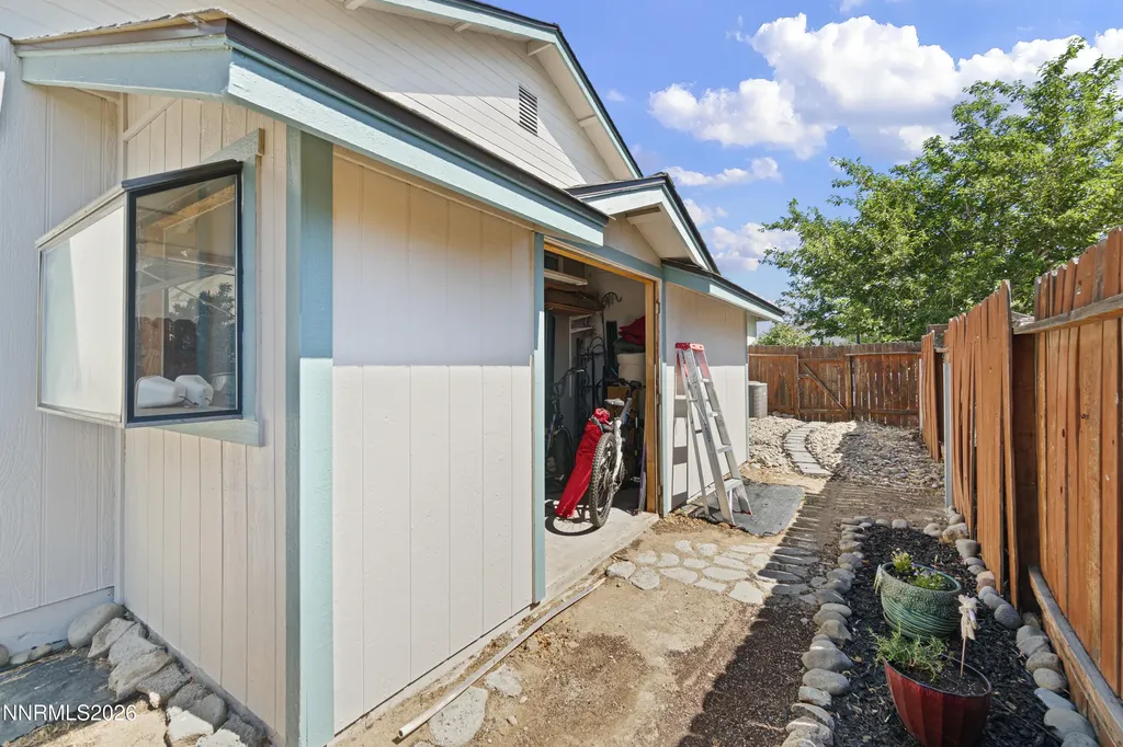 1349 Mary Jo Gardnerville NV 89460