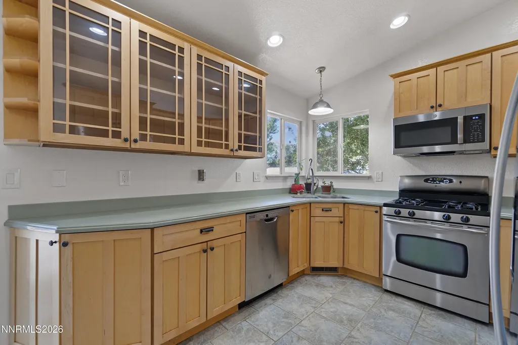 1349 Mary Jo Gardnerville NV 89460