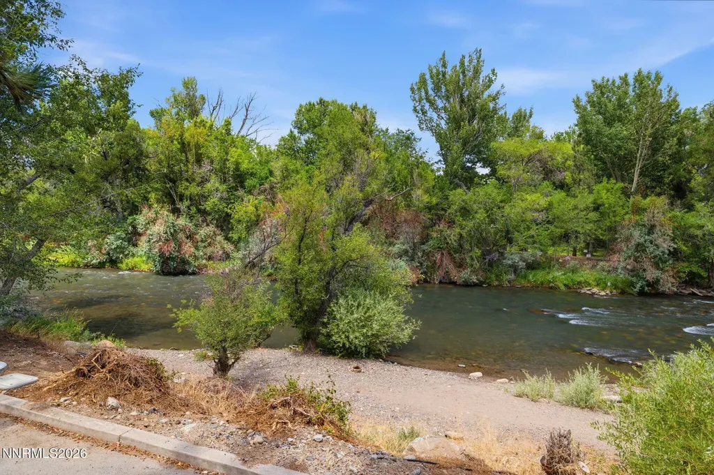 2845 Idlewild Reno NV 89509