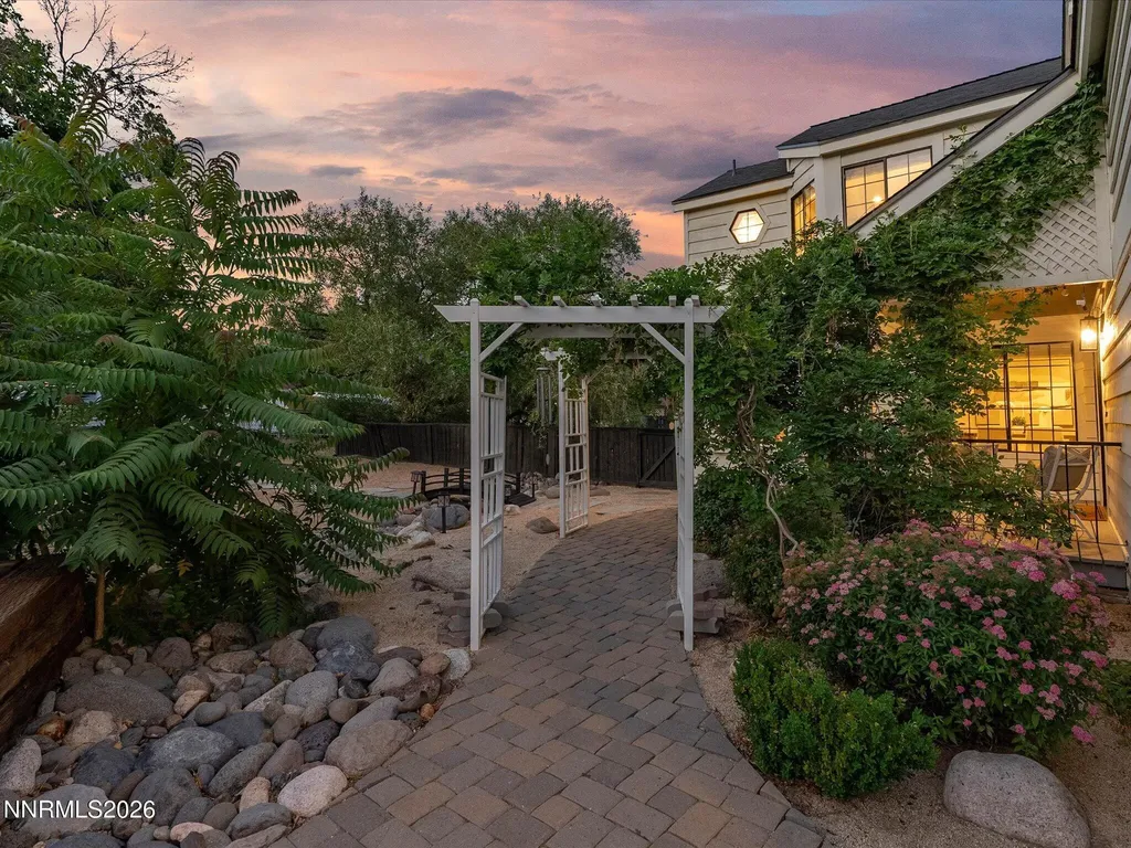 2240 Arlington Reno NV 89509