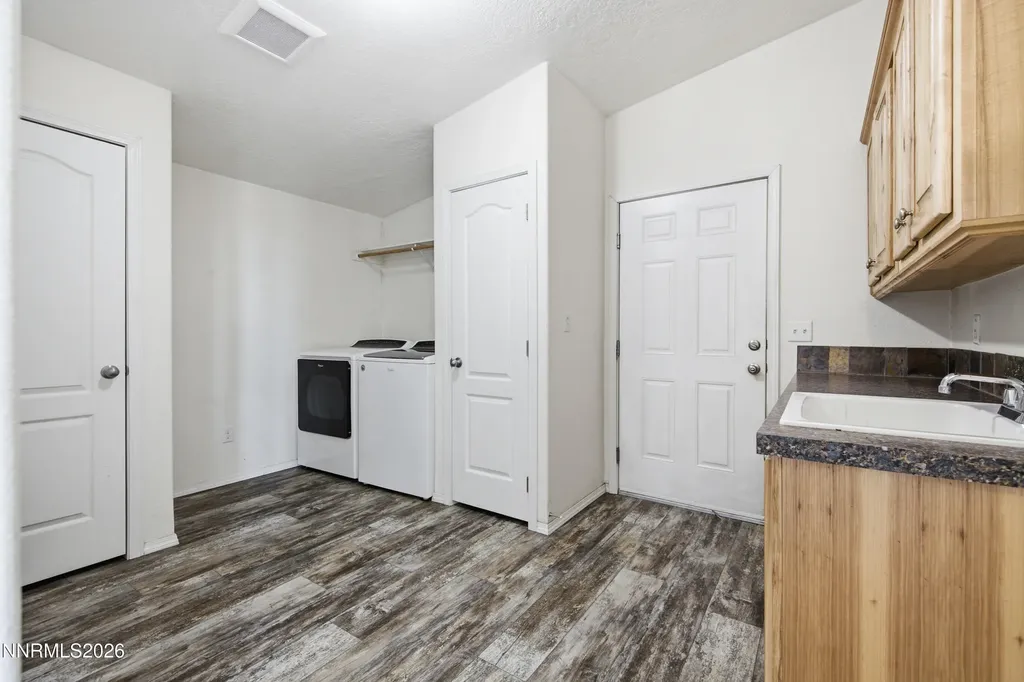 1260 Goldstone Reno NV 89508