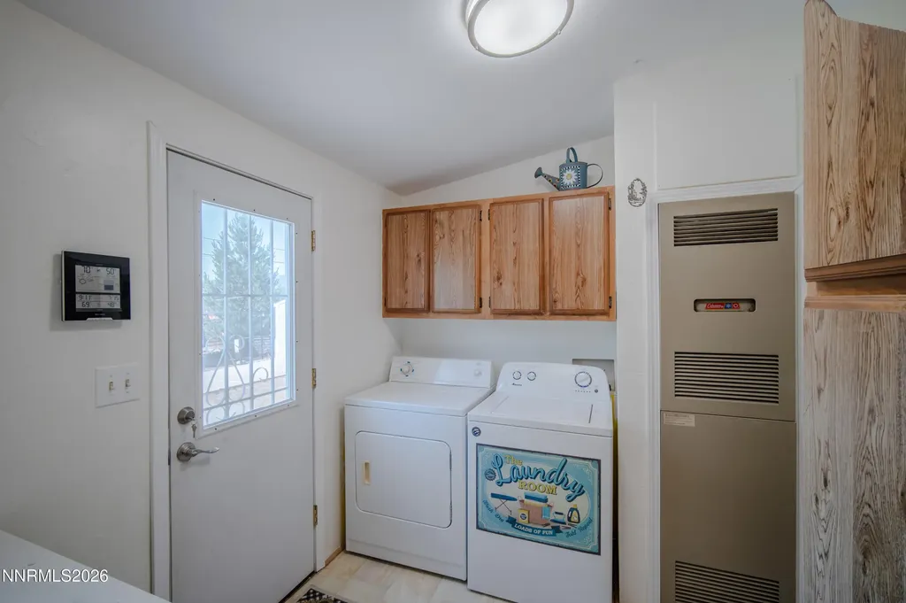 17390 Whippoorwill Reno NV 89508