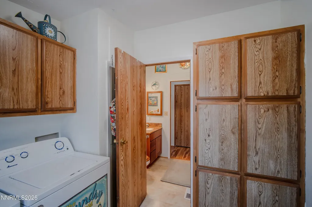 17390 Whippoorwill Reno NV 89508