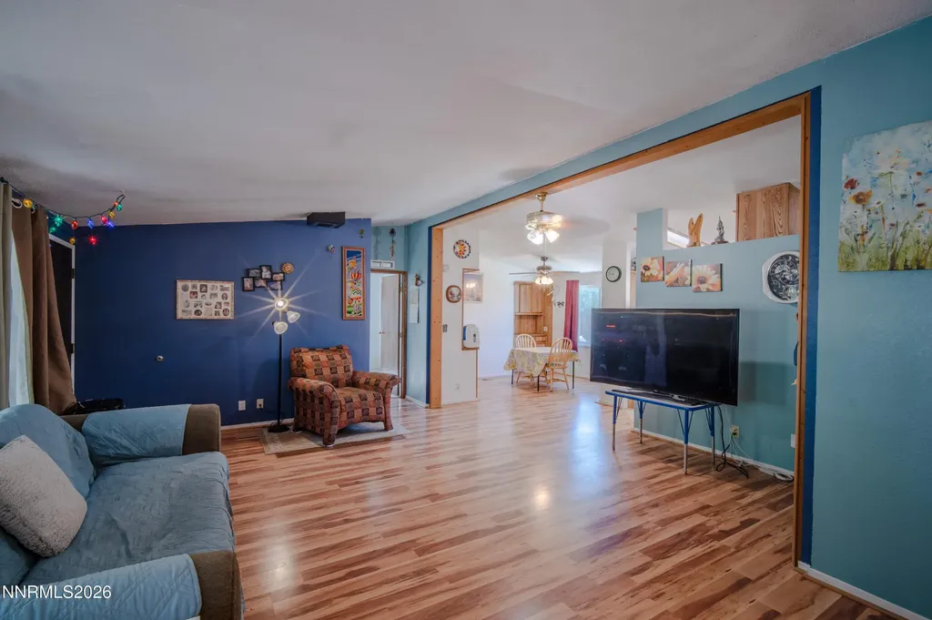 17390 Whippoorwill Reno NV 89508