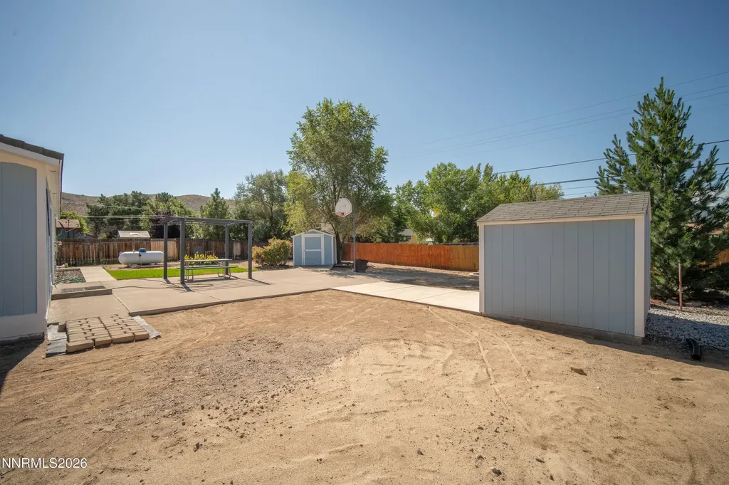 17390 Whippoorwill Reno NV 89508