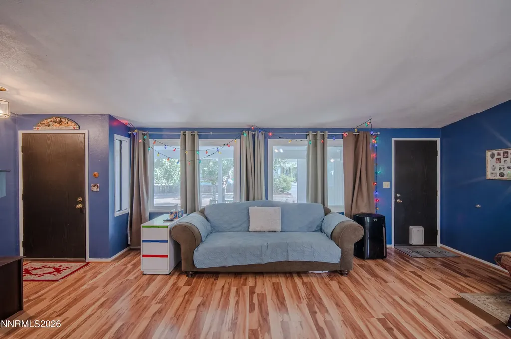 17390 Whippoorwill Reno NV 89508