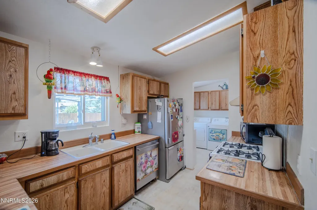 17390 Whippoorwill Reno NV 89508