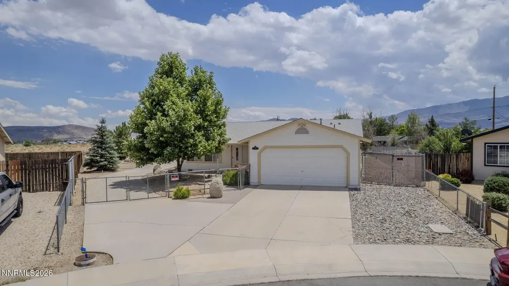 810 Brandy Dayton NV 89403