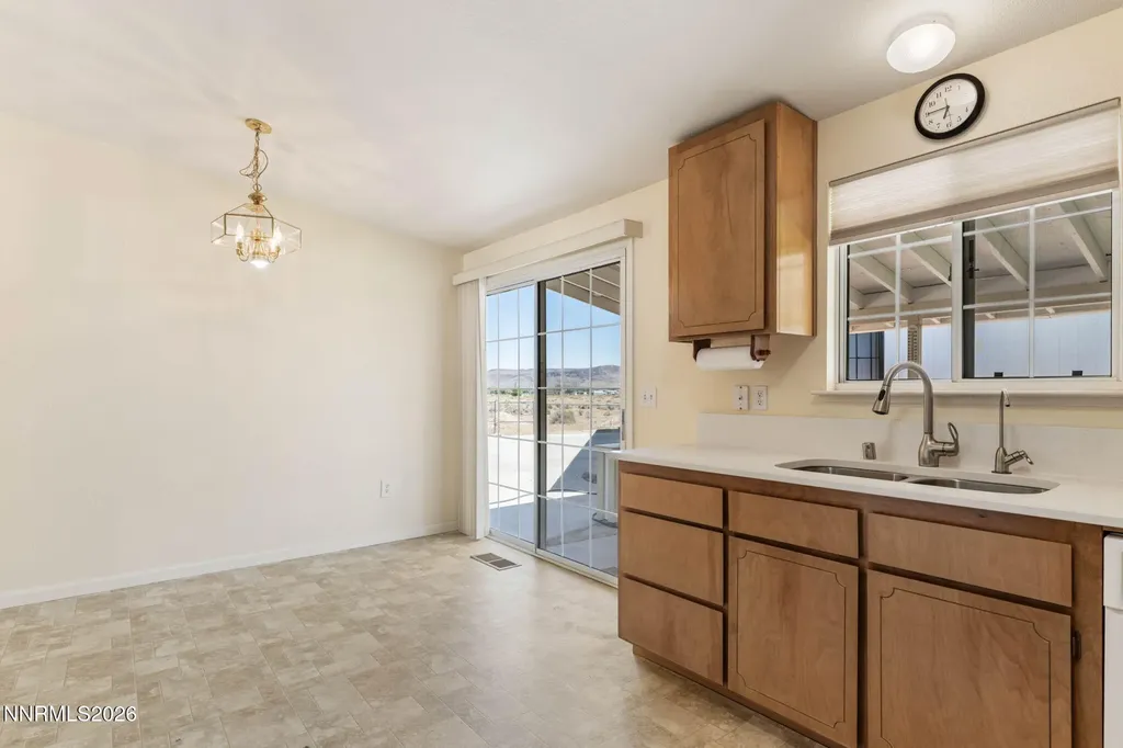 810 Brandy Dayton NV 89403