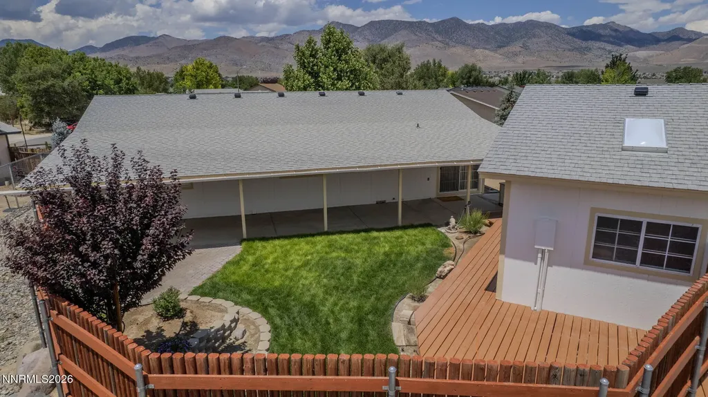 810 Brandy Dayton NV 89403