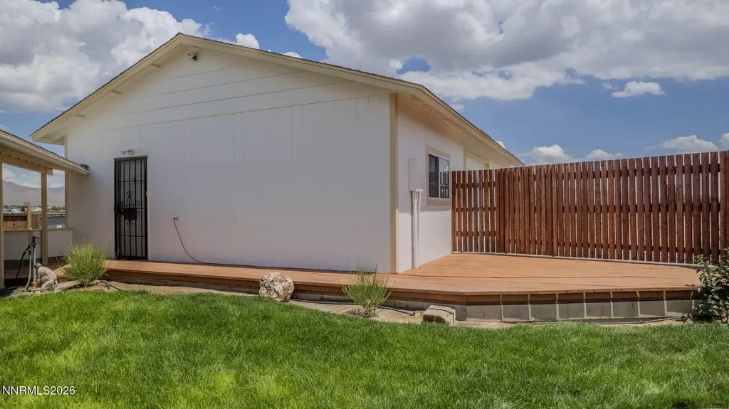 810 Brandy Dayton NV 89403