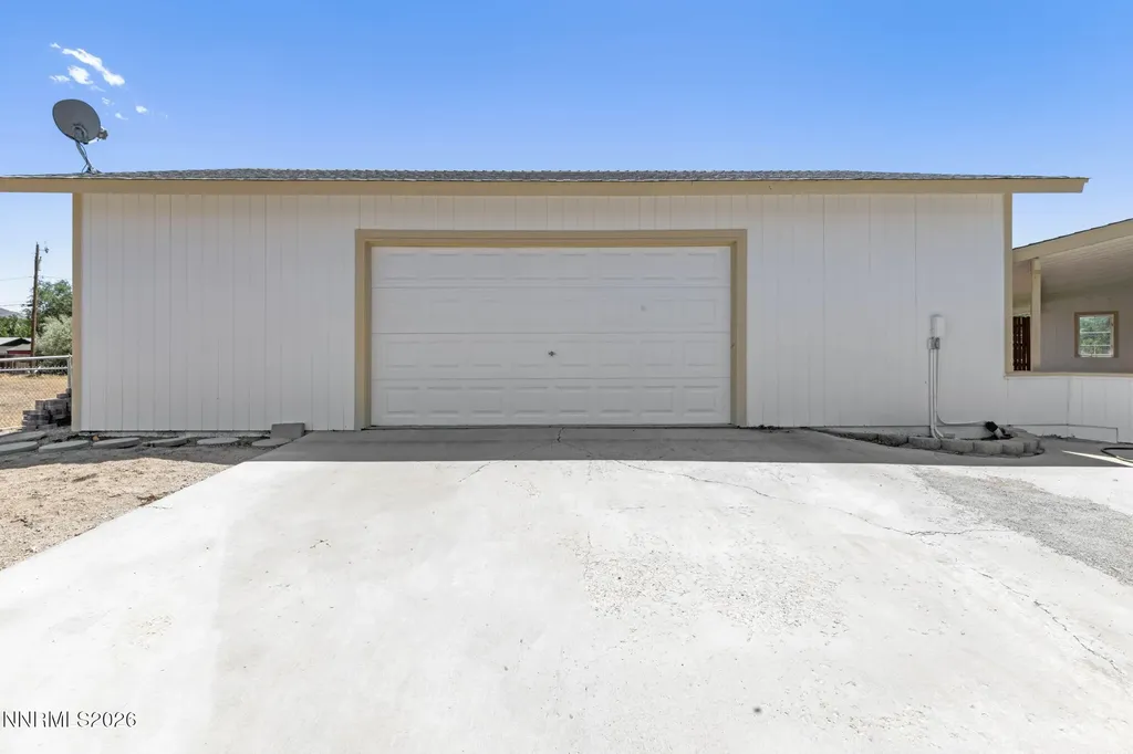 810 Brandy Dayton NV 89403