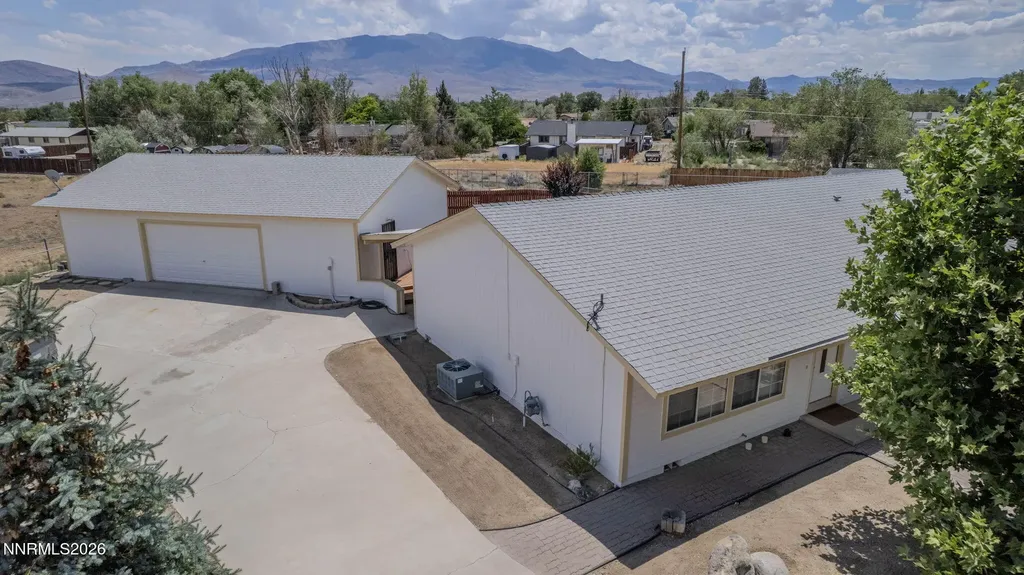 810 Brandy Dayton NV 89403