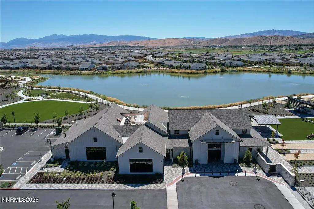 2368 Silent Creek Sparks NV 89436