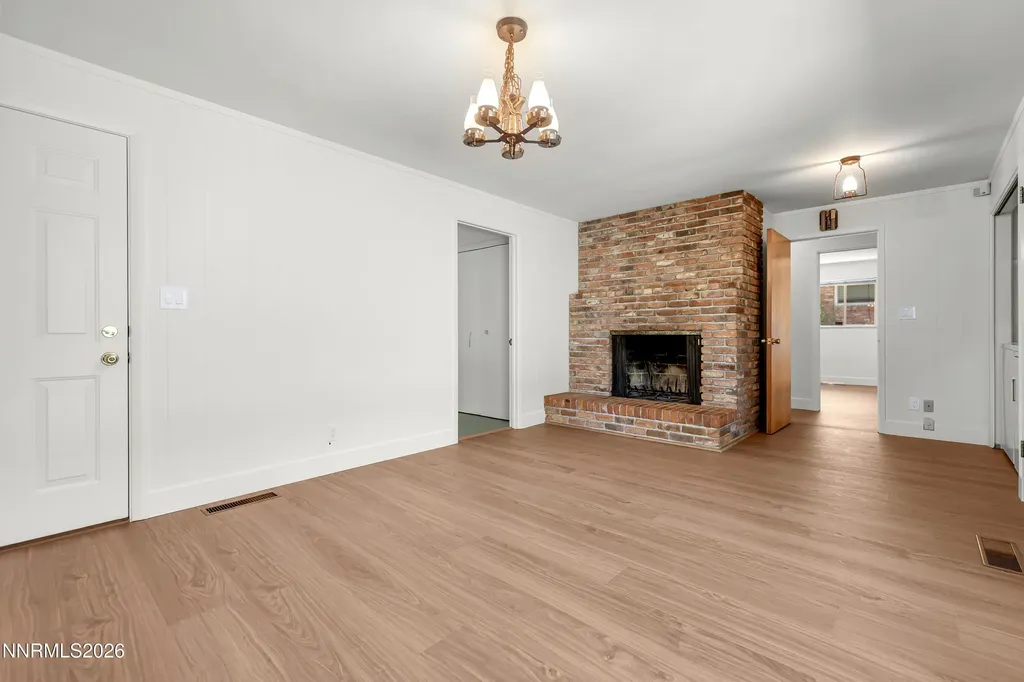 1525 California Reno NV 89509