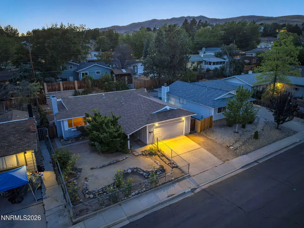 1401 Surf Reno NV 89503