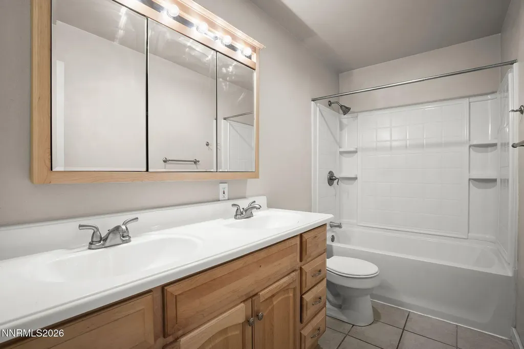 1401 Surf Reno NV 89503