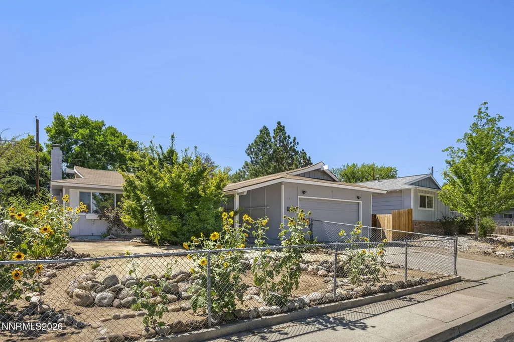 1401 Surf Reno NV 89503