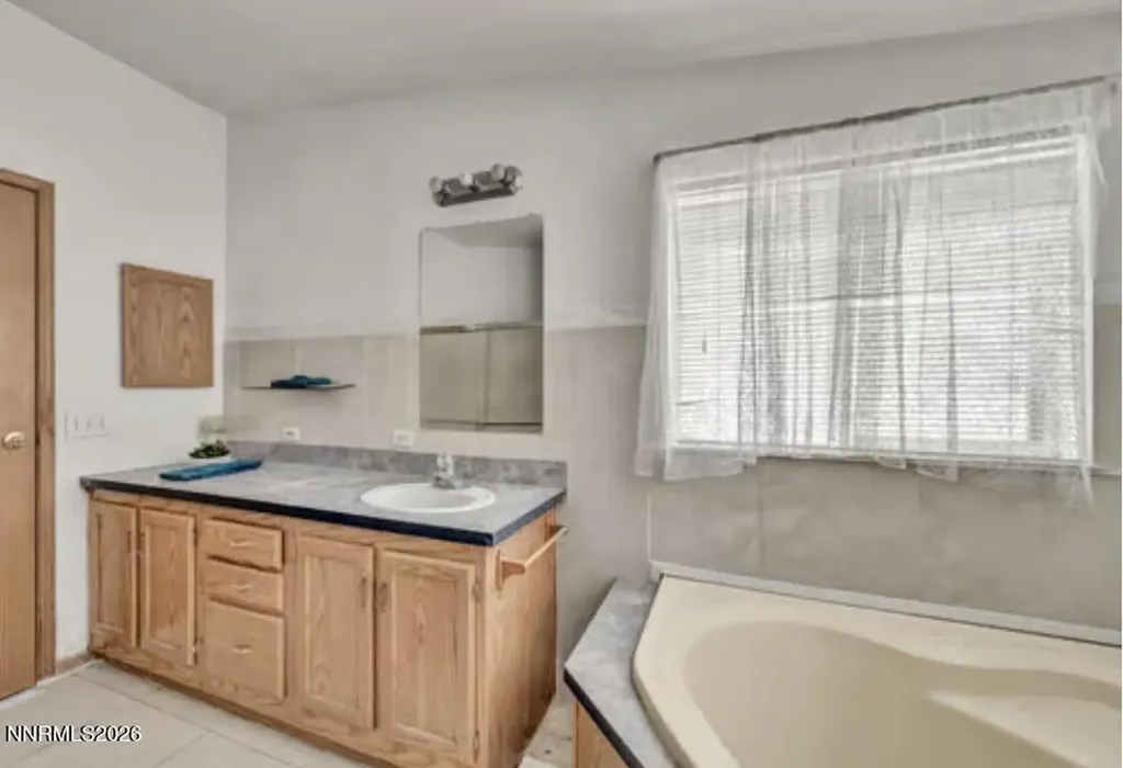 230 Quarter Horse Reno NV 89508
