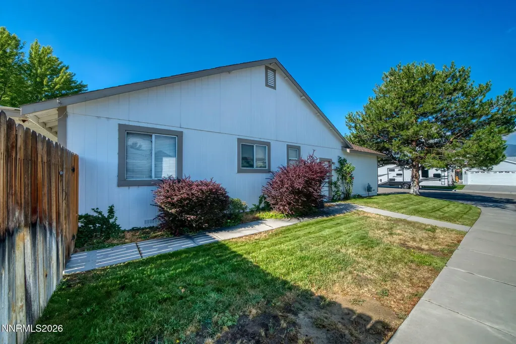 3545 Smoketree Carson City NV 89705