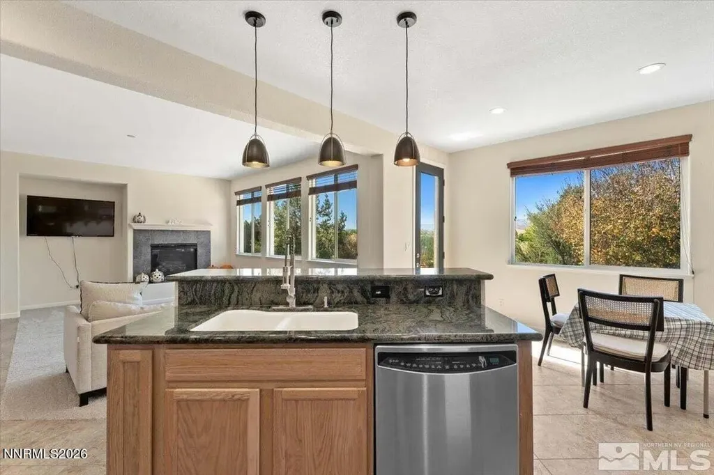754 Grayhawk Dayton NV 89403